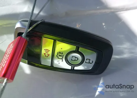 2024 Ford Escape St-Line z USA, uszkodzony, nr VIN 1FMCU0MZ4RUB05300